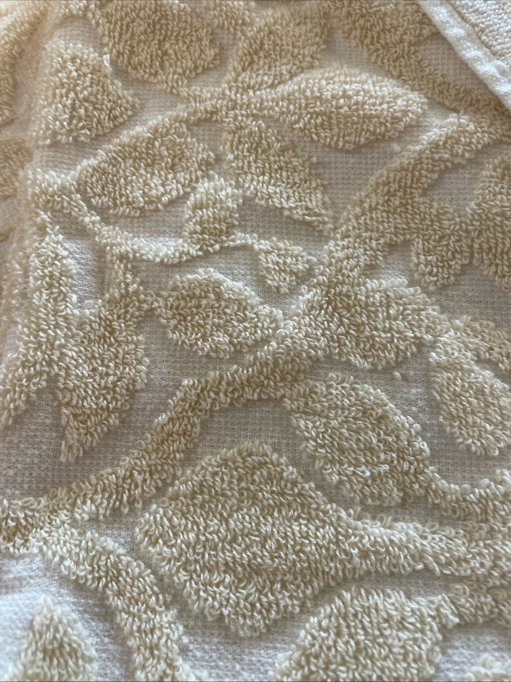 Luxury Embossed Floral Bath Towel - Cream